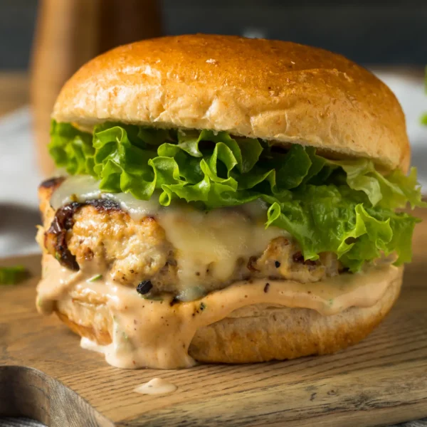 CHICKEN BURGER